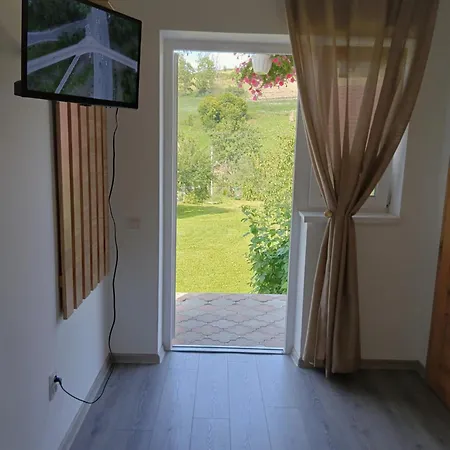 над вичов Motell