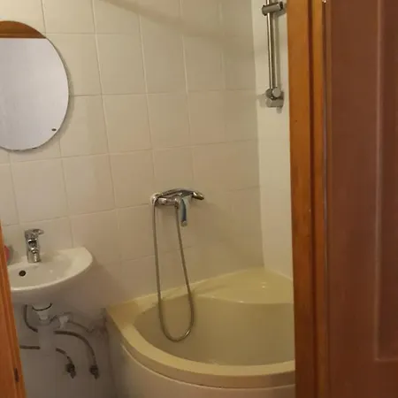 над вичов * Volovets