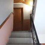 над вичов Motel *